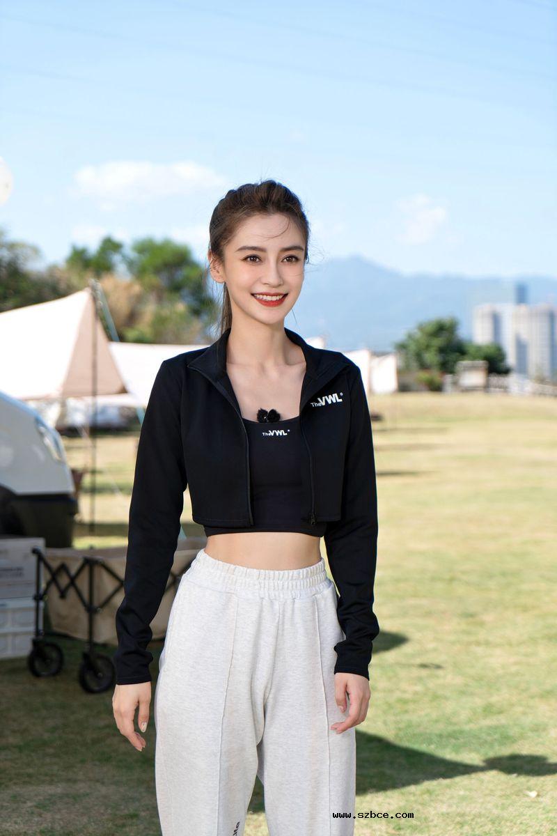 【AI作图】女星Angelababy 脱衣对比