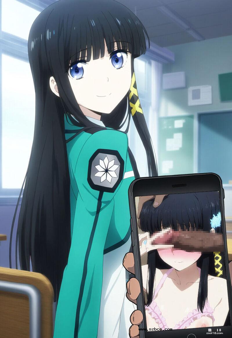 【AI生成】女孩被泄密艳照勒索